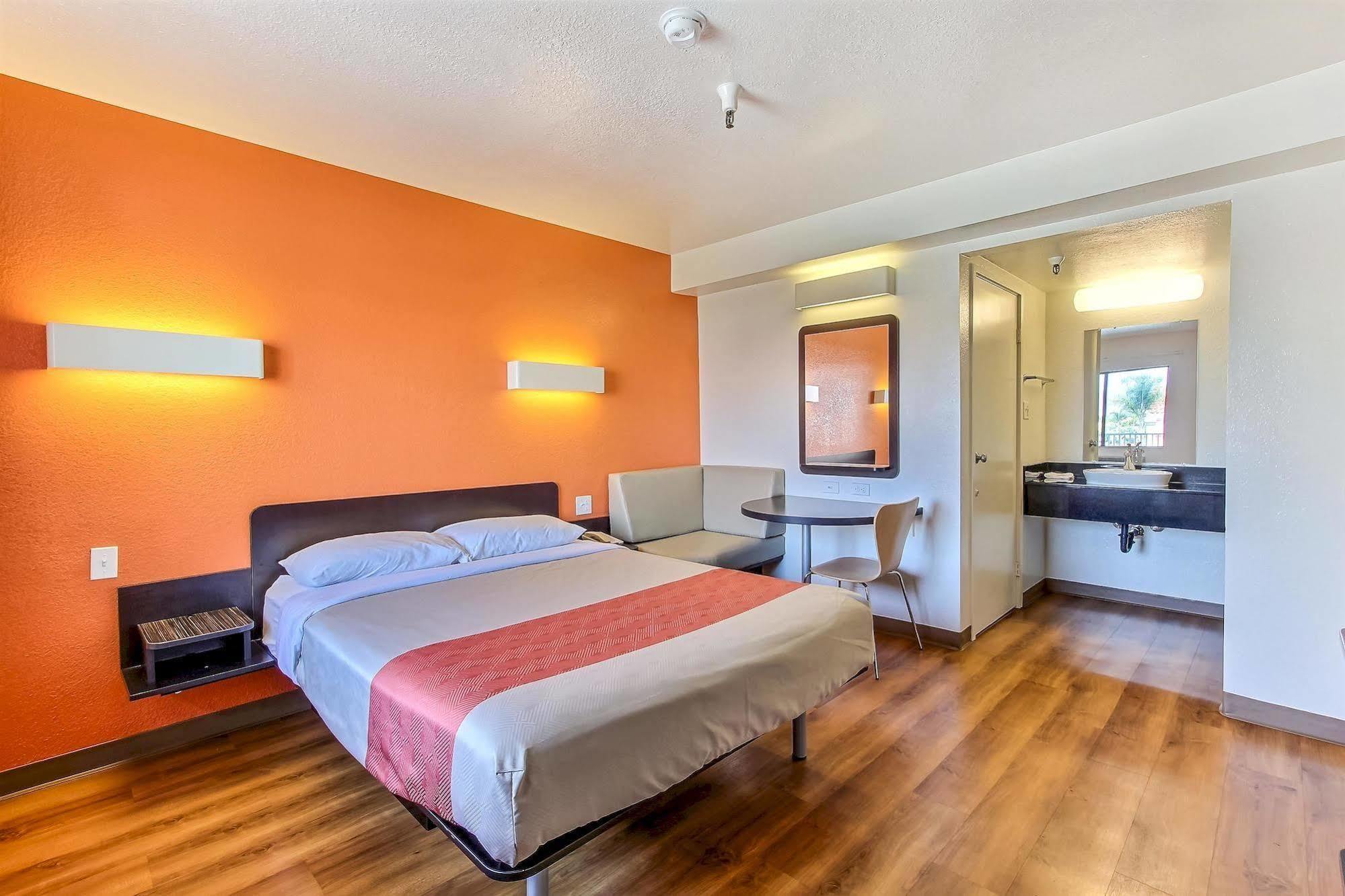 Motel 6-Watsonville, Ca - Monterey Area Bagian luar foto