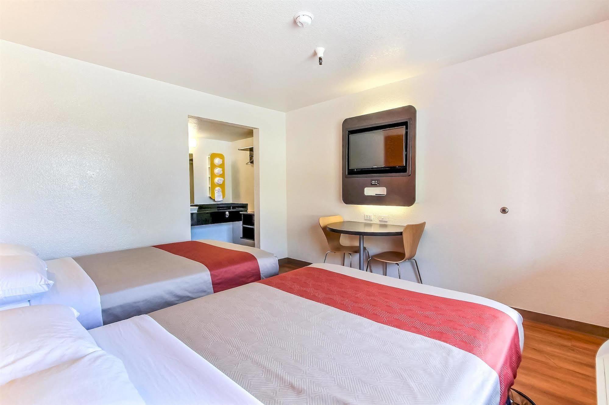 Motel 6-Watsonville, Ca - Monterey Area Bagian luar foto